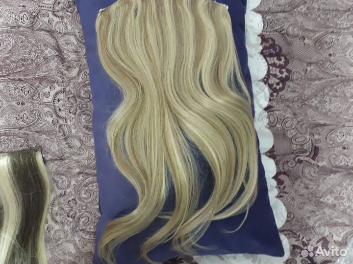 Волосы на заколках