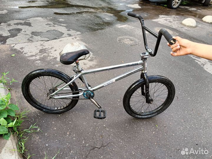 Трюковой велосипед bmx