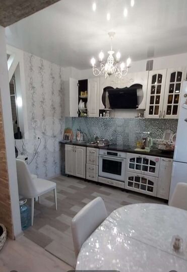 3-к. квартира, 63 м², 1/5 эт.