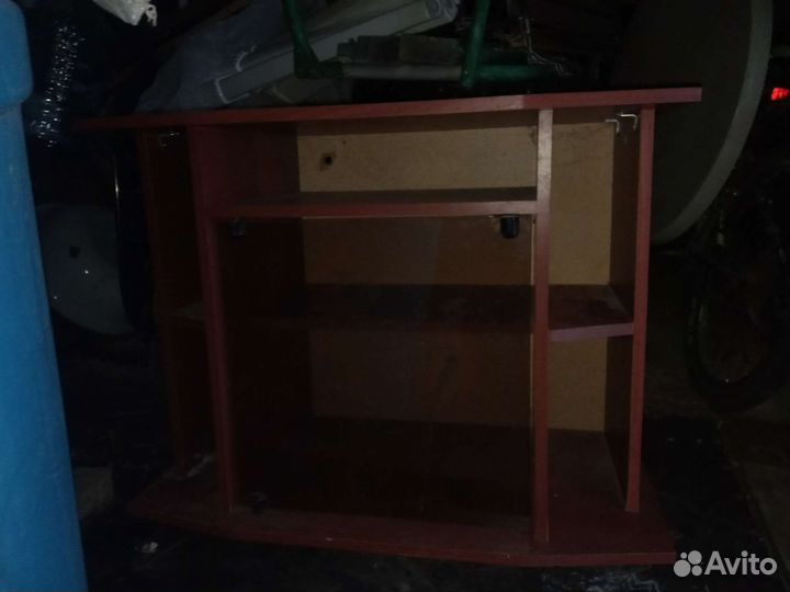 Тумба под телевизор