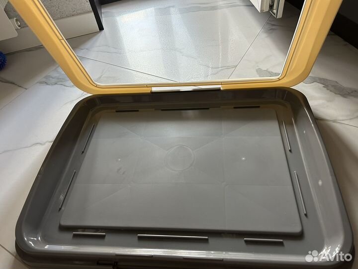 Лоток для собак под пеленку