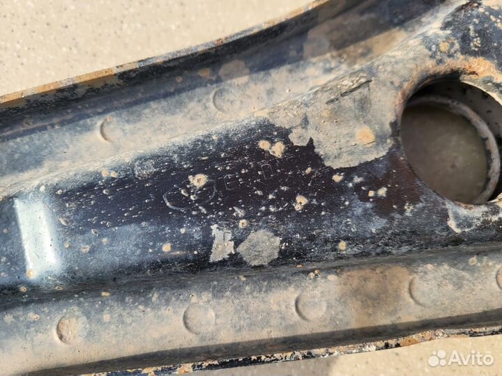 Рычаг передний левый Chevrolet Лачетти