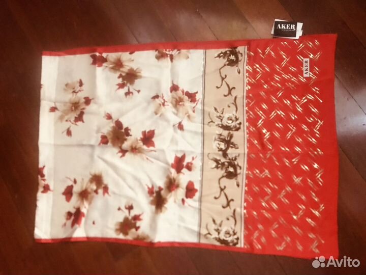 Новый шелковый шарф-платок