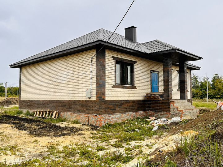 Коттедж 112 м² на участке 10 сот.