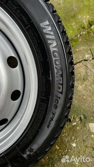 Nexen Winguard Ice Plus 18.4/60 R15