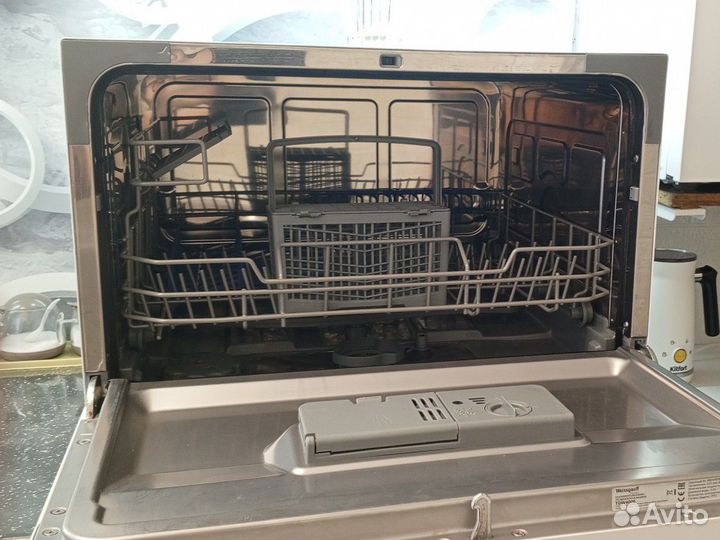 Настольная посудомоечная машина