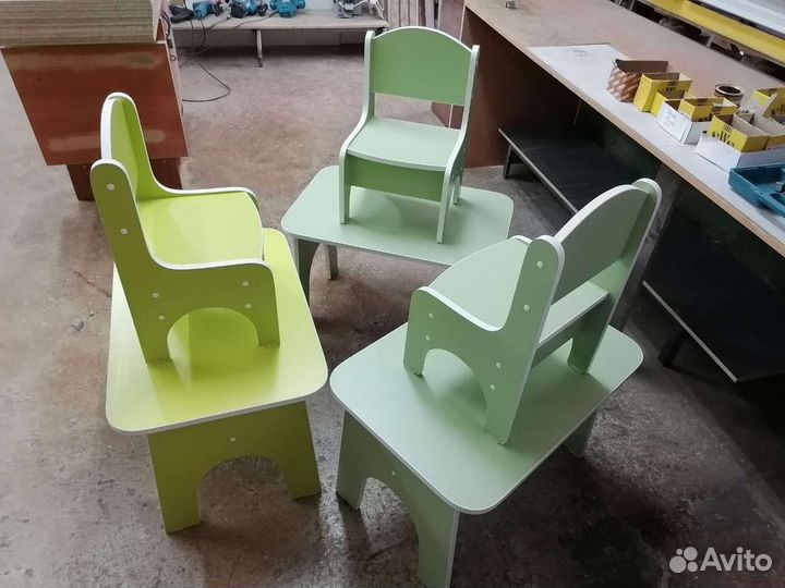 Детский стол и стул