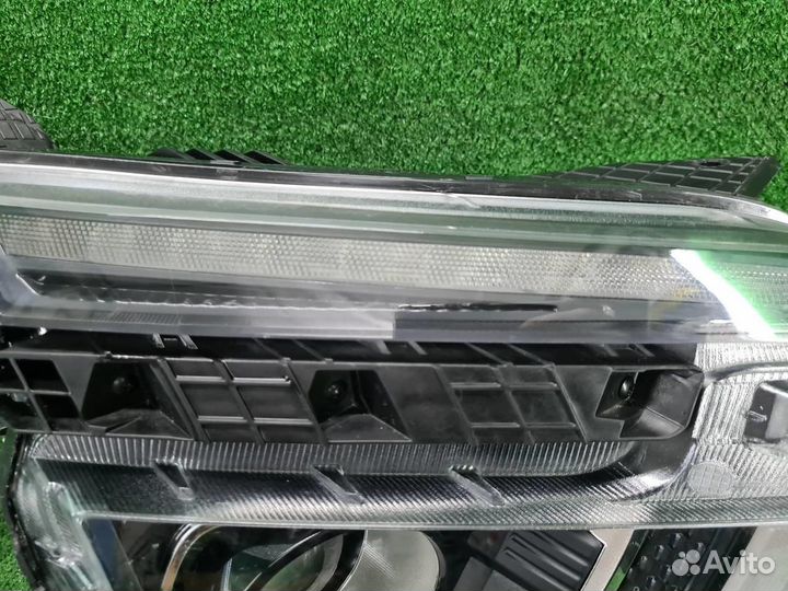 Б/У Б/У Фара правая Hyundai Creta 2 (2021-н.в.)