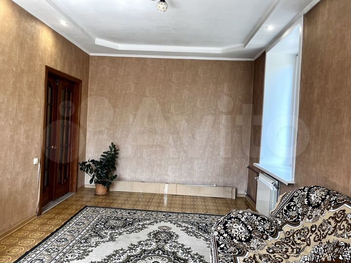 3-к. квартира, 79 м², 2/5 эт.