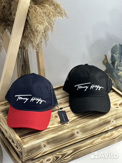 Бейсболка мужская Tommy Hilfiger
