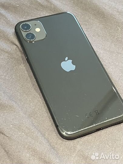 iPhone 11, 64 ГБ