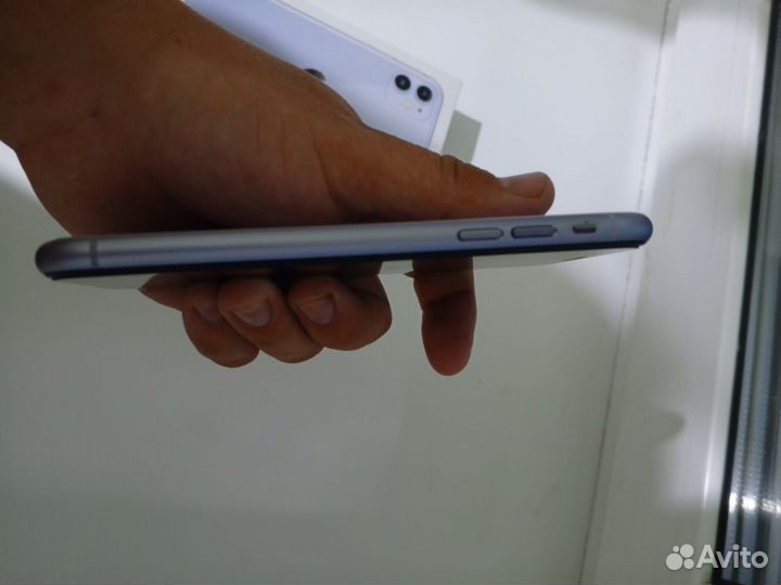 iPhone 11, 256 ГБ