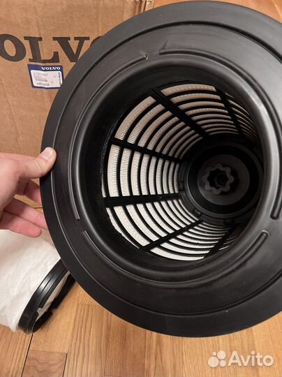 21337557 Фильтр воздушный Volvo оригинал