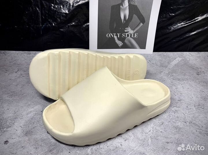 Сланцы adidas yeezy slide