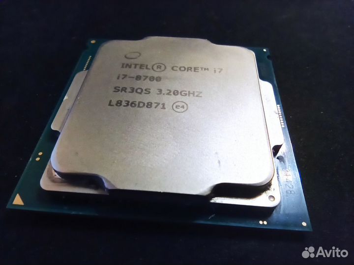 Процессор Intel core i7 8700
