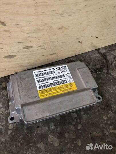 Блок управления SRS Volvo S60 Xc60