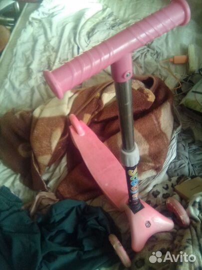 Самокат трехколесный со светящимися колесами