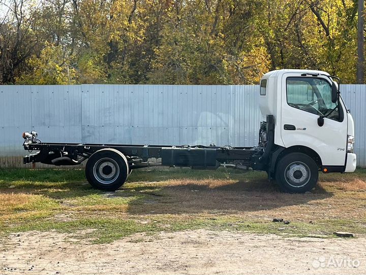 Hino 300 (Dutro), 2023