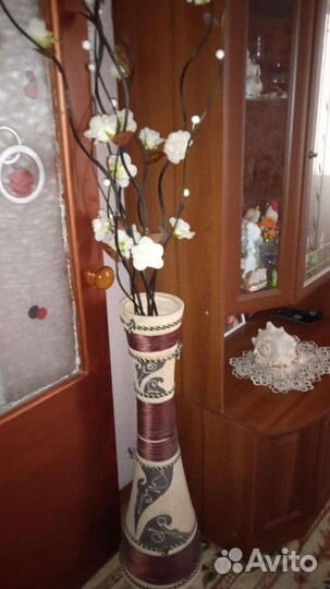 Ваза напольная с цветами