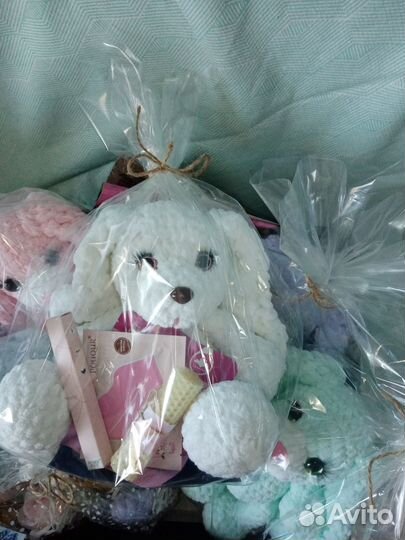 Подарок для девушке на 8 марта