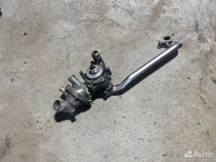 Помпа Audi A6 C5/4B 4.2 BAS 2004