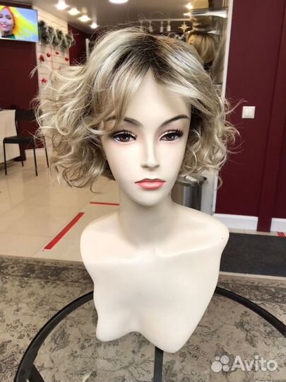 Искусственный парик Movie Star Ellen Wille