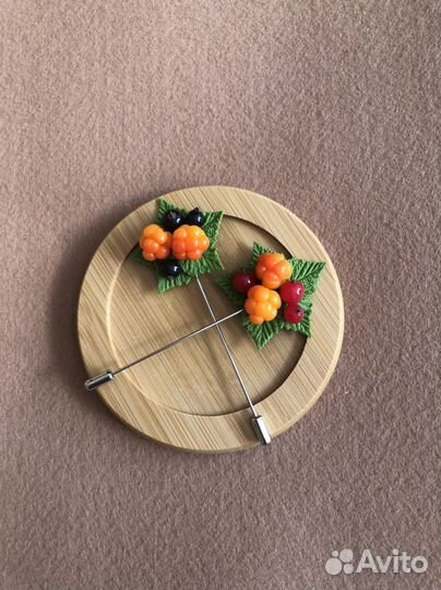 Брошь ручной работы