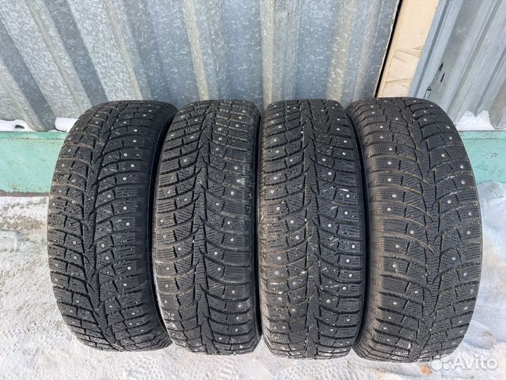 Laufenn I Fit Ice LW 71 215/60 R17