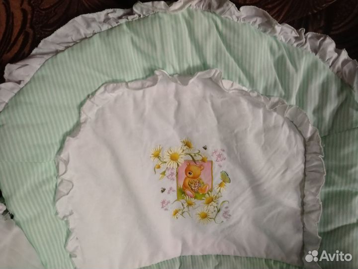 Бортики в кроватку