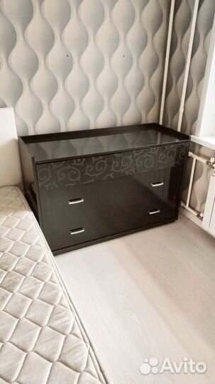 Кровать бу, комод бу, тумбочка