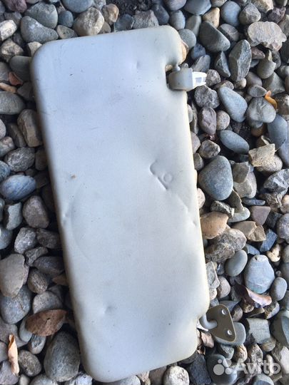 Козырек солнцезащитный Noah Voxy 60 2002