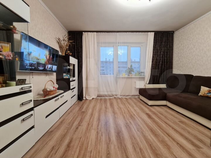 3-к. квартира, 77 м², 7/10 эт.