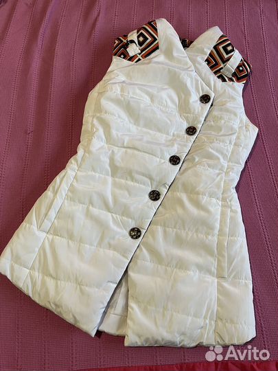 Женская жилетка 44