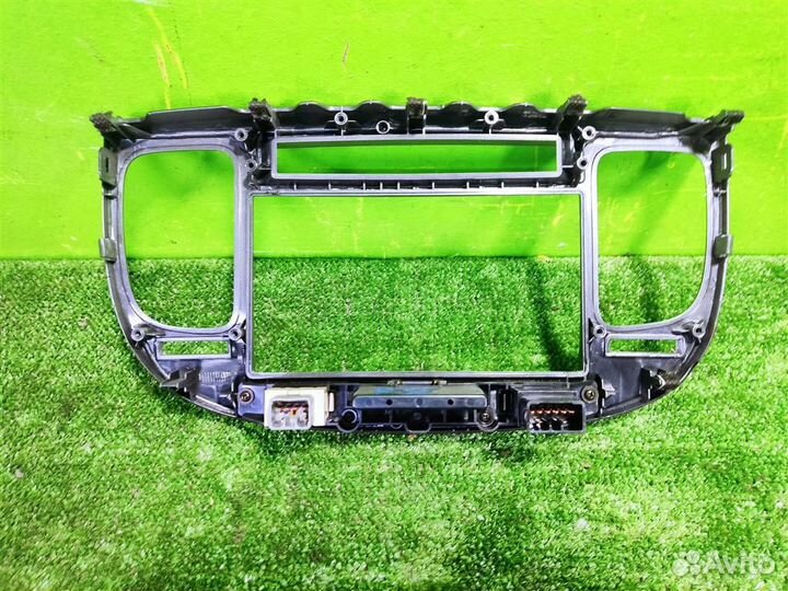 Рамка магнитолы KIA RIO 2 (JB) 2006