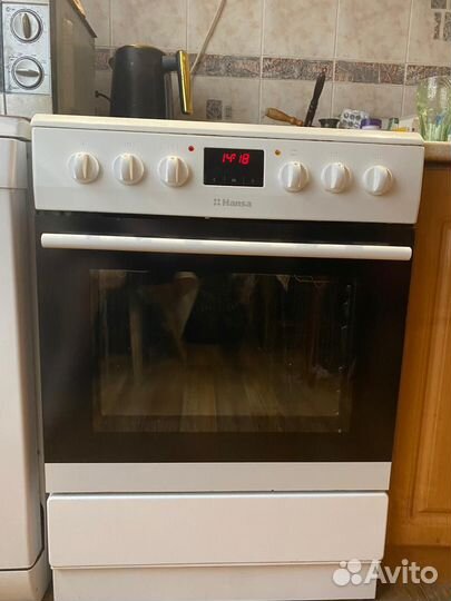 Плита электрическая стеклокерамика Hansa