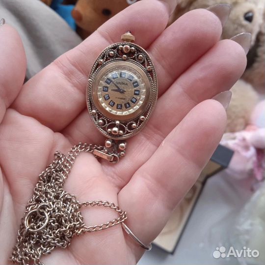 Часы женские