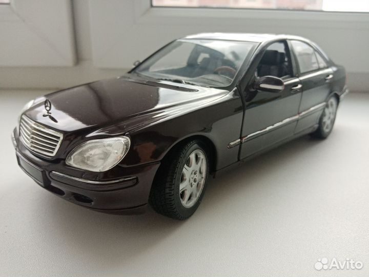 Mercedes-Benz S500 1998, 1:18