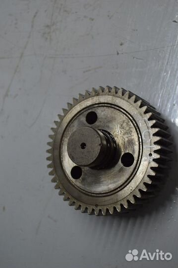 Промежуточная шестерня mack CX613