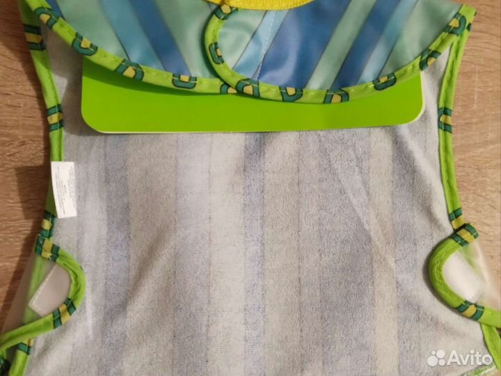 Нагрудник слюнявчик с карманом