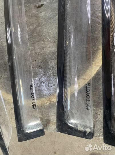 Ветрокики на Toyota Land Cruiser 300