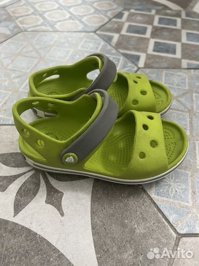 Сандалии crocs c8