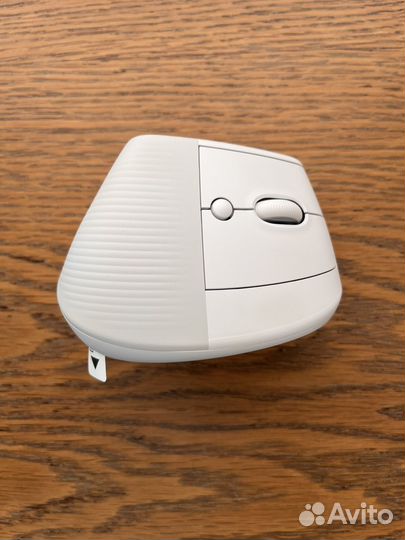 Мышь Logitech Lift для Windows и MacOS