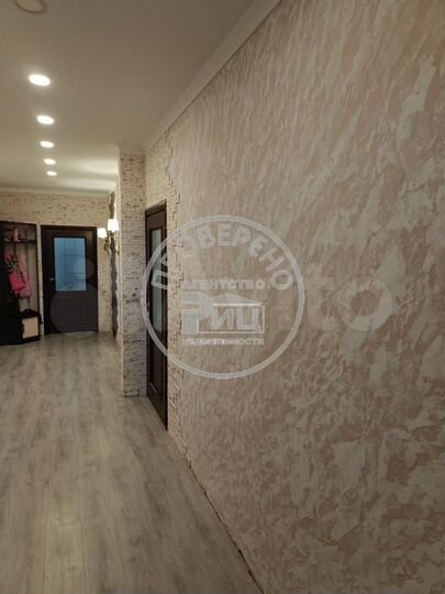 Дом 347 м² на участке 6,5 сот.