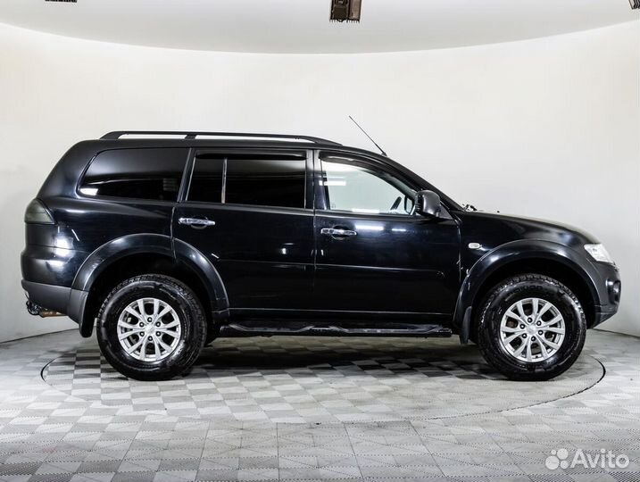 Mitsubishi Pajero Sport 2.5 AT, 2014, 208 210 км