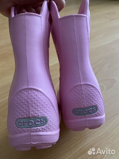 Резиновые сапожки crocs