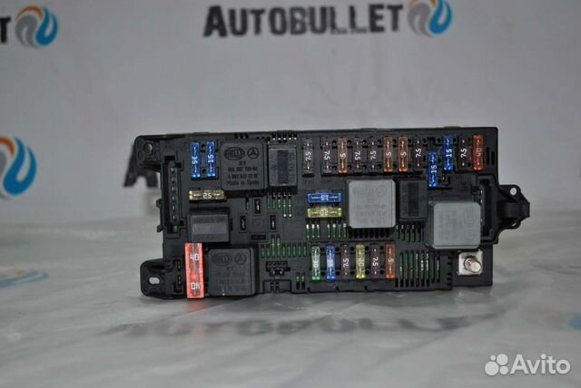 Блок предохранителей Mercedes E-klasse 2115457701