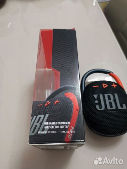 Колонка jbl clip 4