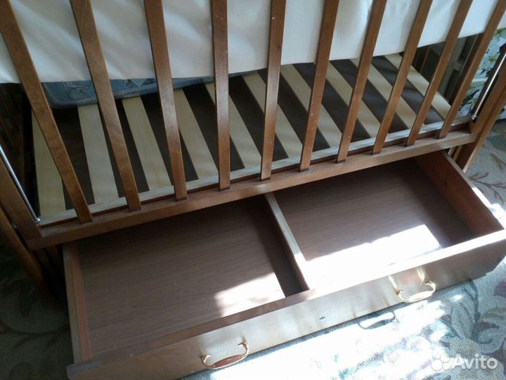 Кроватка детская