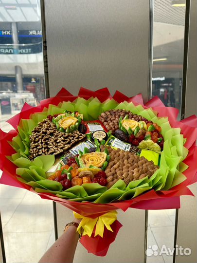 Букет из сухофруктов