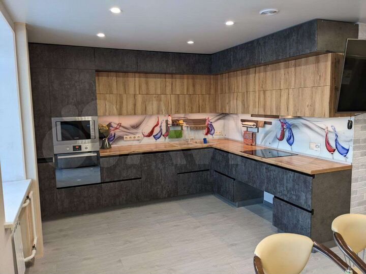 3-к. квартира, 74 м², 7/10 эт.